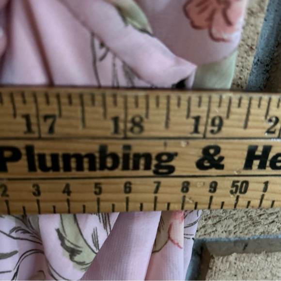 NWT Eliza J Women's Long Sleeve Surplice Floral Foil Print Chiffon Dress Size 10 - Picture 7 of 7